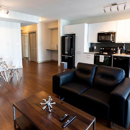 Mayfair Luxe Suites Premium By Corporate Stays Edmonton Exterior foto