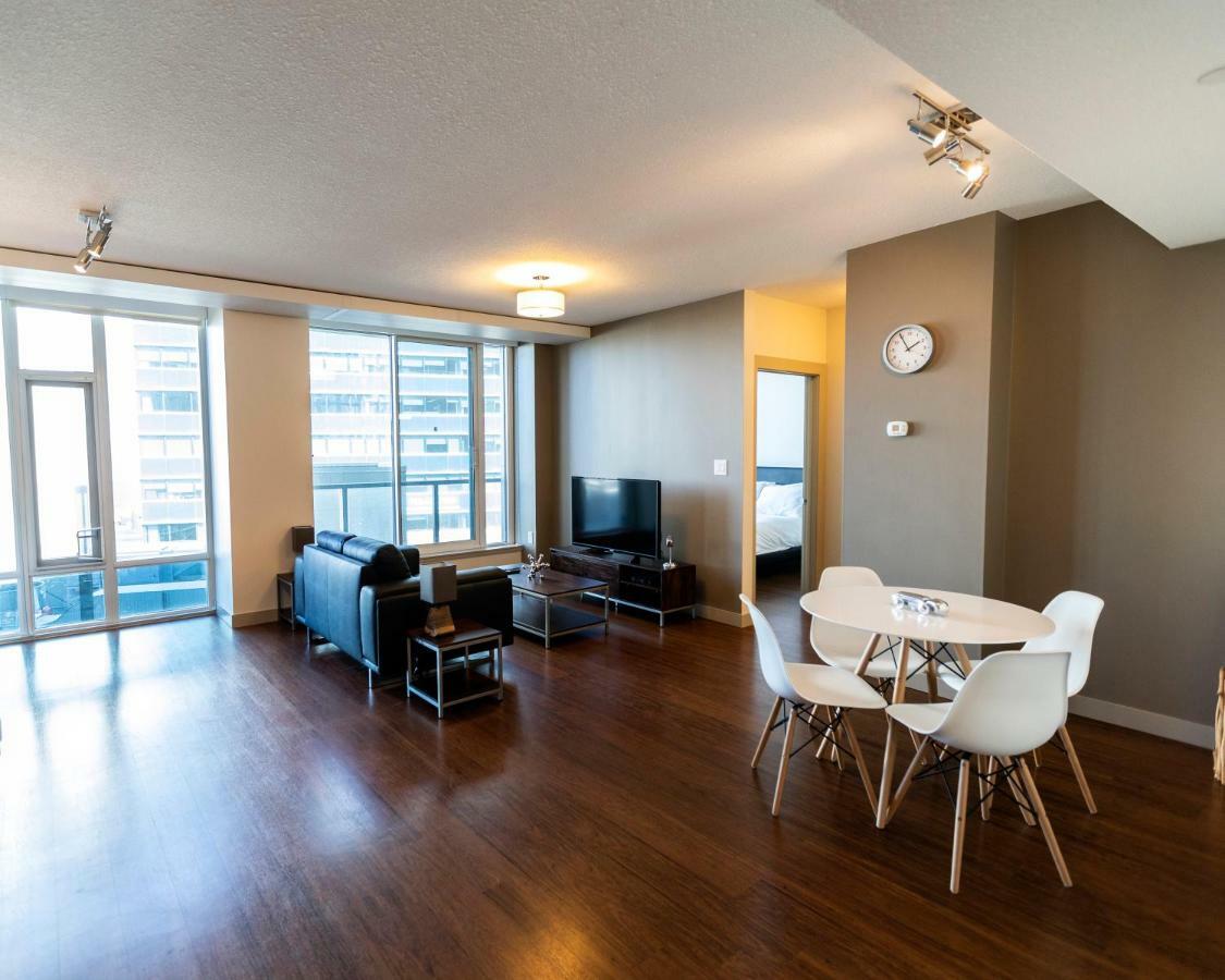 Mayfair Luxe Suites Premium By Corporate Stays Edmonton Exterior foto